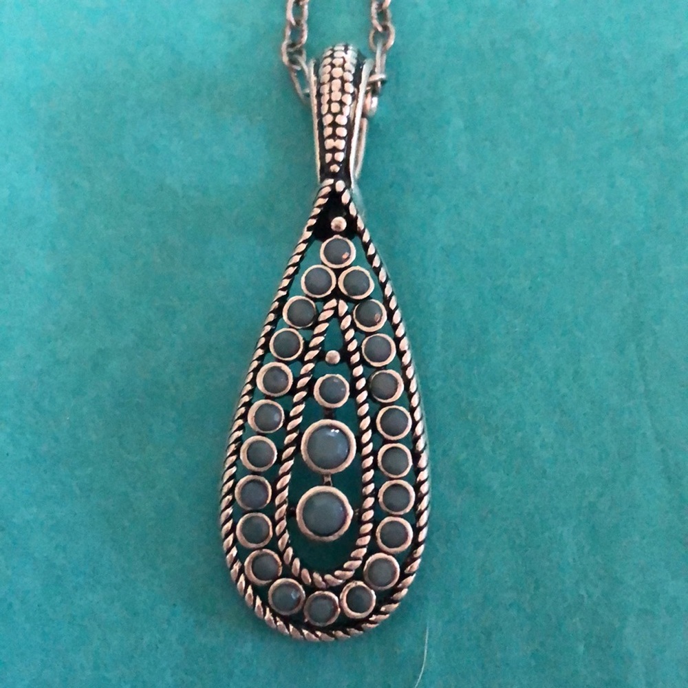Premier Designs necklace